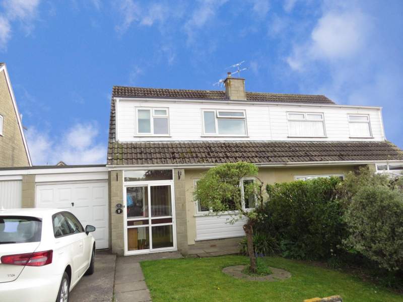 Stonewell Park Road, Congresbury, Bristol. BS49 5DP