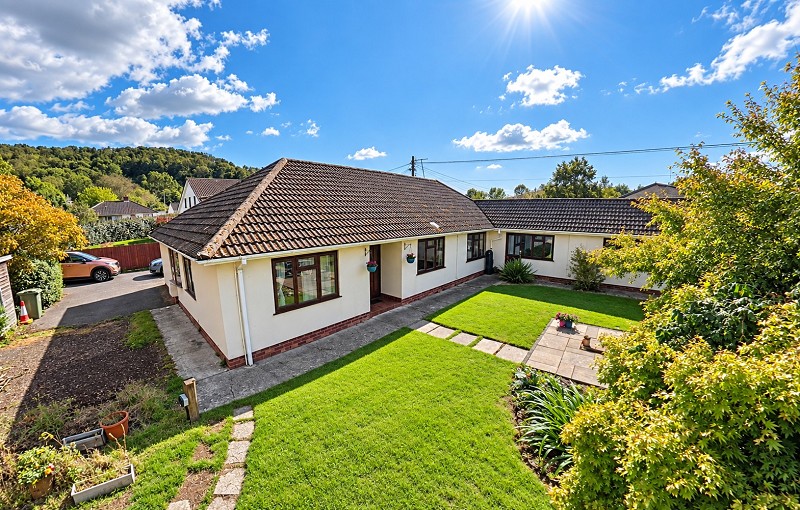 Orchard Drive, Sandford, Winscombe, North Somerset. BS25 5RD